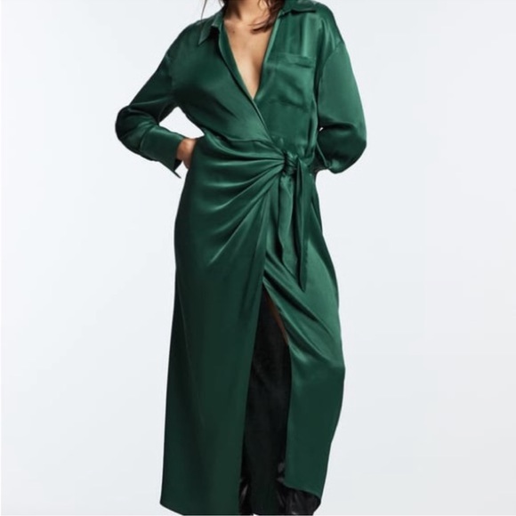 Zara green satin long sleeve midi wrap dress size L - SOLD ❌❌❌ - Picture 2 of 3